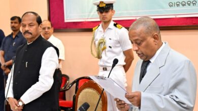 Photo of ରାଜ୍ୟ ସୂଚନା କମିଶନର ଭାବେ ଶପଥ ନେଲେ ବରିଷ୍ଠ ଆଇନଜୀବୀ ଜଗନ୍ନାଥ ରଥ