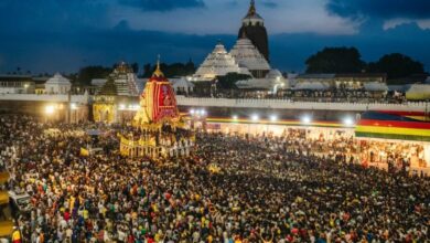 Photo of ଶ୍ରୀକ୍ଷେତ୍ର ବଡଦାଣ୍ଡରେ ବିଜେ ହେଲେ ବିଶ୍ୱ ନିୟନ୍ତା: ରଥ ଟଣା ବେଳେ ଅଘଟଣ, ଜଣେ ମୃତ, ୨୦୦ ରୁ ଅଧିକ ଆହତ