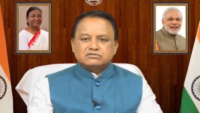 Photo of ଗୋଷ୍ଠୀ ସଂଘର୍ଷ ମାମଲା: ମୃତ ସନ୍ତୋଷଙ୍କ ପିଲାଙ୍କ ପାଠ ପଢା ଖର୍ଚ୍ଚ ବହନ କରିବେ ରାଜ୍ୟ ସରକାର