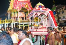 Photo of ରାଗିଲେ ମା ଲକ୍ଷ୍ମୀ, ବିଳମ୍ବିତ ରାତିରେ ଭାଙ୍ଗି ଦେଲେ ନନ୍ଦିଘୋଷ ରଥ