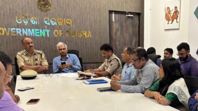 Photo of ବିଏମସି ଅଫିସରଙ୍କୁ ମାଡ ଘଟଣା, ଆଜିଠାରୁ ସାମୁହିକ ଛୁଟିରେ ଓଏଏସ ସଂଘ