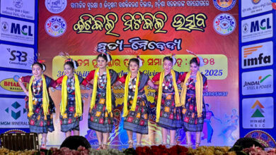 Photo of ଇଟିକିଲି ମିଟିକିଲି ୩୦ତମ ପୁରସ୍କାର ପ୍ରଦାନ ସମାରୋହ: ପିଲାଙ୍କ ପ୍ରତିଭାର ବିକାଶ ପାଇଁ ସୁଯୋଗ ଲୋଡ଼ା