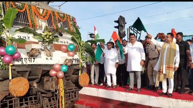 Photo of ସମ୍ପ୍ରସାରିତ ଟ୍ରେନ ଯାତ୍ରାର ଶୁଭାରମ୍ଭ କଲେ ପୁରୀ ସାଂସଦ
