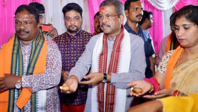 Photo of ଦେବଗଡ଼ରେ ଗଣେଶ ପୂଜା ମଣ୍ଡପ ଦର୍ଶନ କଲେ କେନ୍ଦ୍ରମନ୍ତ୍ରୀ ଧର୍ମେନ୍ଦ୍ର ପ୍ରଧାନ