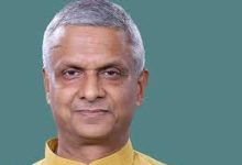 Photo of ବିଜେଡିକୁ ପୁଣି ତେରଚ୍ଛା ବାଣ ମାରିଲେ ପୂର୍ବତନ ସାଂସଦ ତଥାଗତ ଶତପଥୀ