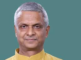 Photo of ବିଜେଡିକୁ ପୁଣି ତେରଚ୍ଛା ବାଣ ମାରିଲେ ପୂର୍ବତନ ସାଂସଦ ତଥାଗତ ଶତପଥୀ