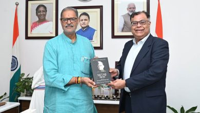 Photo of ଟେକ୍ନୋ ଇଣ୍ଡିଆ ଗ୍ରୁପର କର୍ପୋରେଟ ଯୋଗାଯୋଗ ମୁଖ୍ୟଙ୍କ ସହ ଆଲୋଚନା କଲେ ଉପମୁଖ୍ୟମନ୍ତ୍ରୀ