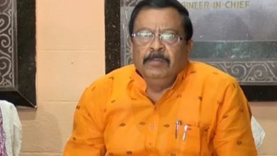 Photo of ଓଡ଼ିଶାରେ ବାତ୍ୟା ‘ମୋନ୍ଥା’ର ପ୍ରଭାବ ଉପରେ ସମୀକ୍ଷା କଲେ ରାଜସ୍ବ ମନ୍ତ୍ରୀ ସୁରେଶ ପୂଜାରୀ