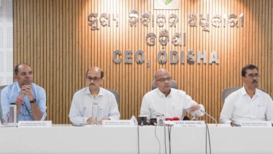 Photo of ନିର୍ଦ୍ଦେଶାବଳୀ ଜାରି କଲେ ସିଇଓ :୪୮ ଘଣ୍ଟା ପୂର୍ବରୁ ନିର୍ବାଚନ ପ୍ରଚାର ଉପରେ କଟକଣା