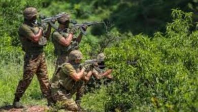 Photo of କାଶ୍ମୀରରେ ଅନୁପ୍ରବେଶ ଉଦ୍ୟମ ପଣ୍ଡ, ଦୁଇ ଆତଙ୍କବାଦୀ ନିହତ