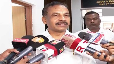 Photo of ଲଘୁ ଖଣିଜ ଚୋର, ଖଣି ମାଫିଆ ଓ ବାଲି ମାଫିଆଙ୍କୁ ନିଶ୍ଚିହ୍ନ କରାଯିବ : ଖଣି ମନ୍ତ୍ରୀ ବିଭୂତି ଜେନା