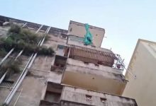 Photo of କଟକରେ ବଡ଼ ଅଘଟଣ: ଭୁଶୁଡ଼ିଲା ଫ୍ଲାଟ୍‌ର ବାଲକୋନି, ୩ ମୃତ, ୬ ଆହତ