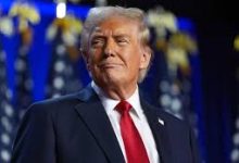 Photo of ନିଜ ନିଷ୍ପତ୍ତିରୁ ୟୁ-ଟର୍ଣ୍ଣ ମାରି ଶୁଳ୍କ ହ୍ରାସ କଲେ ଟ୍ରମ୍ପ