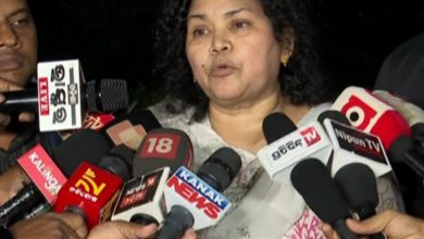 Photo of ହ୍ୟୁମାନଙ୍କ ପରଲୋକ ପରେ ବଡ଼ ଅଭିଯୋଗ ଆଣିଲେ ତାଙ୍କ ମାଆ