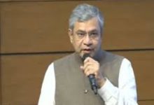 Photo of ନୂତନ ନୀତିରେ ମଧ୍ୟବିତ୍ତ ଏବଂ ଗରିବ ପରିବାରମାନଙ୍କ ପାଇଁ ସିମେଣ୍ଟ ମୂଲ୍ୟ ହ୍ରାସ କରିବ: ଅଶ୍ଵିନୀ ବୈଷ୍ଣବ