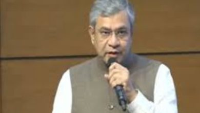 Photo of ନୂତନ ନୀତିରେ ମଧ୍ୟବିତ୍ତ ଏବଂ ଗରିବ ପରିବାରମାନଙ୍କ ପାଇଁ ସିମେଣ୍ଟ ମୂଲ୍ୟ ହ୍ରାସ କରିବ: ଅଶ୍ଵିନୀ ବୈଷ୍ଣବ