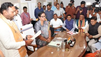 Photo of ନୂଆପଡା ବିଧାୟକ ଭାବେ ଶପଥ ନେଲେ ଜୟ ଢୋଲକିଆ