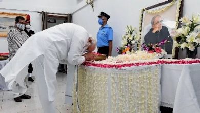 Photo of ପୂର୍ବତନ ରାଷ୍ଟ୍ରପତି ପ୍ରଣବ ମୁଖାର୍ଜୀଙ୍କ ଜନ୍ମବାର୍ଷିକୀରେ ଶ୍ରଦ୍ଧାଞ୍ଜଳି ଅର୍ପଣ କଲେ ପ୍ରଧାନମନ୍ତ୍ରୀ ମୋଦୀ