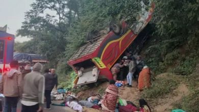 Photo of ଖାଇକୁ ଖସିଲା ବସ୍: ୧୦ ମୃତ