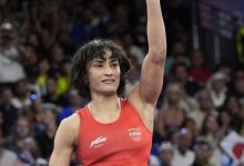 Photo of ଅବସର ନିଷ୍ପତ୍ତି ପ୍ରତ୍ୟାହାର କଲେ ମହିଳା କୁସ୍ତିଯୋଦ୍ଧା ବିନେଶ : ଖେଳିବେ ୨୦୨୮ ଅଲିମ୍ପିକ୍ସ