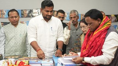 Photo of ଆରମ୍ଭ ହେଲା ରାଜ୍ୟ ପୁସ୍ତକ ମେଳା, ଡିସେମ୍ବର ୧୭ ତାରିଖ ପର୍ଯ୍ୟନ୍ତ ଚାଲିବ