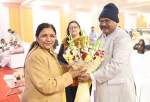 Photo of ଆଦିବାସୀ ବିକାଶକୁ ତ୍ୱରାନ୍ୱିତ କରିବାକୁ ଜୁଏଲ୍ ଓରାମଙ୍କ ନେତୃତ୍ୱରେ ଆଦିବାସୀ ସାଂସଦମାନଙ୍କ ଏକତା