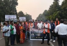 Photo of ବାଂଲାଦେଶୀମାନଙ୍କୁ ଓଡିଶାରୁ ବିତାଡିତ ପାଇଁ ଶିବ ସେନାର ଶକ୍ତି ପ୍ରଦର୍ଶନ