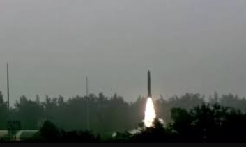 Photo of ଓଡ଼ିଶା ଉପକୂଳରୁ ଦୁଇଟି ପ୍ରଳୟ କ୍ଷେପଣାସ୍ତ୍ରର ସଫଳ ଉତକ୍ଷେପଣ