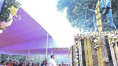Photo of ରାଜ୍ୟସ୍ତରୀୟ ଶହୀଦ ଦିବସରେ ଜାତିର ପିତାଙ୍କୁ ଶ୍ରଦ୍ଧାସୁମନ