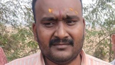 Photo of ଲାଞ୍ଚ ନେଲା ବେଳେ ଭିଜିଲାନ୍ସ ହାତରେ ଧରାପଡ଼ିଲେ ପ୍ରାଣୀ ଚିକିତ୍ସାଳୟର ପ୍ରୋଗ୍ରାମ ଆସିଷ୍ଟାଣ୍ଟ