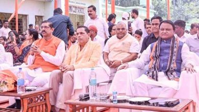 Photo of ସ୍କୁଲ ପିଲାଙ୍କ ଗହଣରେ ପ୍ରଧାନମନ୍ତ୍ରୀଙ୍କ ମନ କି ବାତ୍ ଶୁଣିଲେ ମୁଖ୍ୟମନ୍ତ୍ରୀ ମୋହନ ମାଝୀ