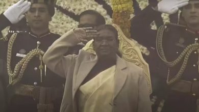 Photo of ଜାତୀୟ ପତାକା ଉତ୍ତୋଳନ କଲେ ରାଷ୍ଟ୍ରପତି