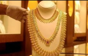 Photo of ଦେଢ ଲକ୍ଷ ପାର କଲା ସୁନା ଦର