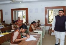 Photo of ପରୀକ୍ଷା କେନ୍ଦ୍ର ବୁଲିଲେ ଗଣଶିକ୍ଷା ମନ୍ତ୍ରୀ