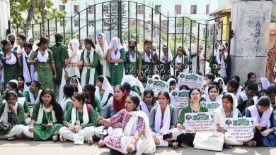 Photo of ଶୈଳବାଳାକୁ ବିଶ୍ୱବିଦ୍ୟାଳୟ ମାନ୍ୟତା ଦାବି: ଦାବି ପୂରଣ ନହେଲେ କଟକ ବନ୍ଦ ଚେତାବନୀ