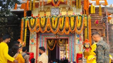 Photo of ଆଜି ପବିତ୍ର ମହାଶିବରାତ୍ରି: ବିଭିନ୍ନ ଶୈବପୀଠରେ ଶ୍ରଦ୍ଧାଳୁଙ୍କ ଭିଡ଼