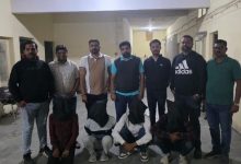 Photo of ରୋହିତ ଶେଟ୍ଟୀଙ୍କ ଘରେ ଗୁଳି ଚଳାଇବା ମାମଲା: ଅଭିଯୁକ୍ତଙ୍କୁ ରାଜସ୍ଥାନରୁ ଗିରଫ କଲା ମୁମ୍ବାଇ ପୋଲିସ