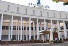 Photo of ସ୍ୱାସ୍ଥ୍ୟମନ୍ତ୍ରୀଙ୍କ ଇସ୍ତଫା ଦାବିରେ କମ୍ପିଲା  ବିଧାନସଭା ; ଶୂନ୍ୟକାଳରେ ନବୀନଙ୍କ ଟ୍ରଷ୍ଟକୁ ନେଇ ହଟ୍ଟଗୋଳ