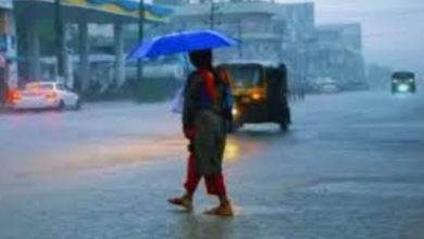 Photo of ଘୂର୍ଣ୍ଣିବଳୟ ପ୍ରଭାବ: ୧ ତାରିଖ ଯାଏଁ ରାଜ୍ୟରେ ଘଡ଼ଘଡ଼ି ସହ ବର୍ଷା ସମ୍ଭାବନା