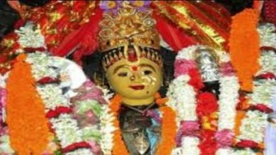 Photo of ଆଜି ରାଜରାଜେଶ୍ଵରୀ ବେଶରେ ଦର୍ଶନ ଦେଉଛନ୍ତି କାକଟପୁରବାସିନୀ ମା’ ମଙ୍ଗଳା