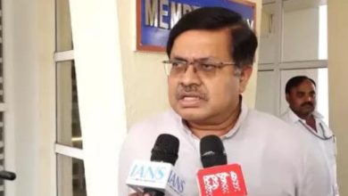 Photo of ସାଂସଦ ନିଶିକାନ୍ତ ଦୁବେଙ୍କ ମନ୍ତବ୍ୟକୁ ନେଇ ପ୍ରତିକ୍ରିୟା ରଖିଲେ ଆଇନ୍ ମନ୍ତ୍ରୀ ପୃଥ୍ୱୀରାଜ ହରିଚନ୍ଦନ