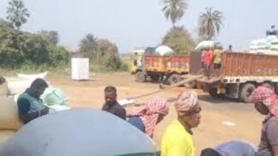 Photo of ୬୯ ମଣ୍ଡି ନୋଡାଲ ଅଫିସରଙ୍କ ଦରମା ବନ୍ଦ