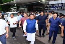 Photo of କଟକ ମେଡିକାଲ ଅଗ୍ନିକାଣ୍ଡ ଘଟଣା: ମୃତକଙ୍କ ପରିବାର ବର୍ଗଙ୍କୁ ୨୫ ଲକ୍ଷ ଟଙ୍କା ଅନୁକମ୍ପା ରାଶି ଘୋଷଣା