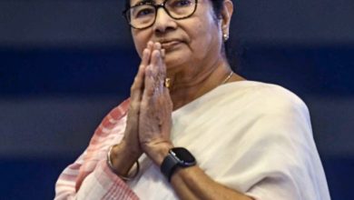 Photo of ମମତା ବାନାର୍ଜୀ ଜାରି କଲେ ଇସ୍ତାହାର: ମହିଳାମାନଙ୍କୁ ମାସିକ ୧୫୦୦, ବେକାରଙ୍କ ପାଇଁ ପକେଟ ଖର୍ଚ୍ଚ