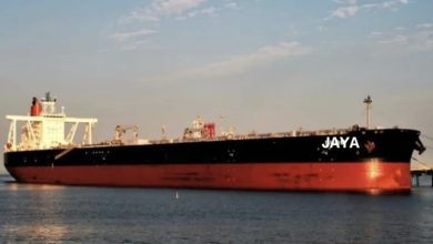 Photo of ୭ ବର୍ଷ ପରେ ଇରାନରୁ ଆସିଲା ତେଲ: ପାରାଦ୍ୱୀପ ବନ୍ଦରରେ ଲାଗିଲା ଜାହାଜ ‘ଜୟା’