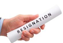 Photo of ୧୭ ସିଆର୍‌ସିସିଙ୍କ ସାମୂହିକ ଇସ୍ତଫା: ମାନସିକ ଚାପ ଓ ଅତ୍ୟଧିକ କାର୍ଯ୍ୟଭାର ଅଭିଯୋଗ