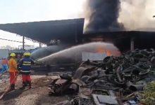 Photo of ରାଜଗାଙ୍ଗପୁର ଟାୟାର କାରଖାନାରେ ଭୟାବହ ଅଗ୍ନିକାଣ୍ଡ: ଜଳିଗଲା ଲକ୍ଷାଧିକ ଟଙ୍କାର ସମ୍ପତ୍ତି