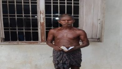 Photo of ବ୍ୟାଙ୍କ ଦେଲାନି ଟଙ୍କା ; ଭଉଣୀର ଶବକୁ ଖୋଳି ଆଣିଲା ଭାଇ