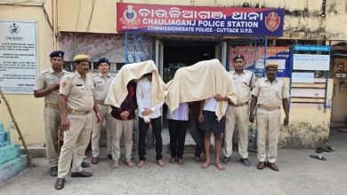 Photo of ୩ ପୋଲିସ କର୍ମଚାରୀଙ୍କୁ ମରଣାତ୍ମକ ଆକ୍ରମଣ, ୫ ଗିରଫ