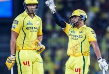 Photo of IPL ରେ ‘ମହାନ ରେକର୍ଡ’ ସ୍ଥାପନ କଲା CSK: ପଛରେ ପଡିଲା RCB